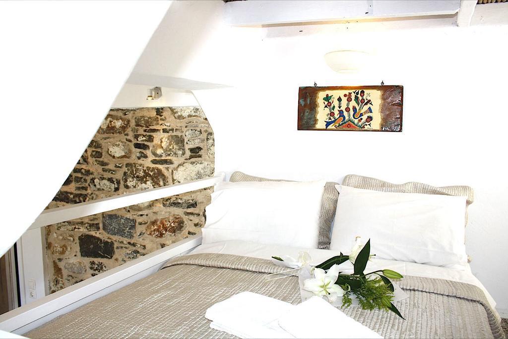 Mariakis Luxury Studios Astypalaia Room photo